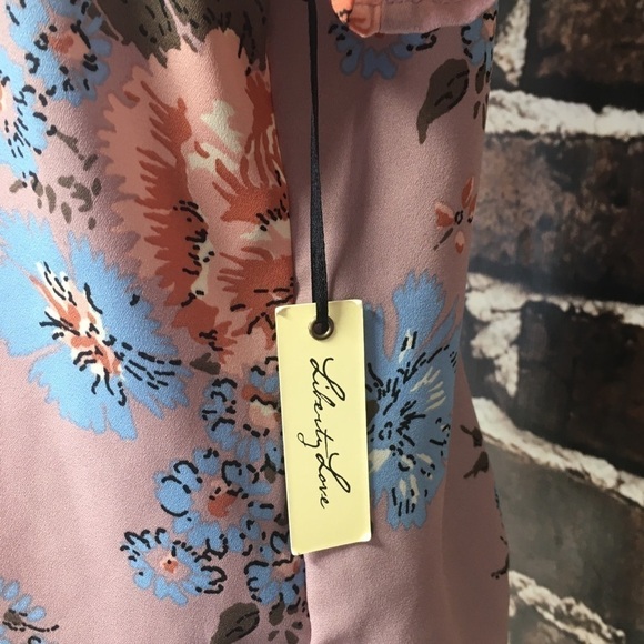 Liberty Love NWT Blouse Top Shirt Boho Floral Pink Blue Small - Picture 5 of 12